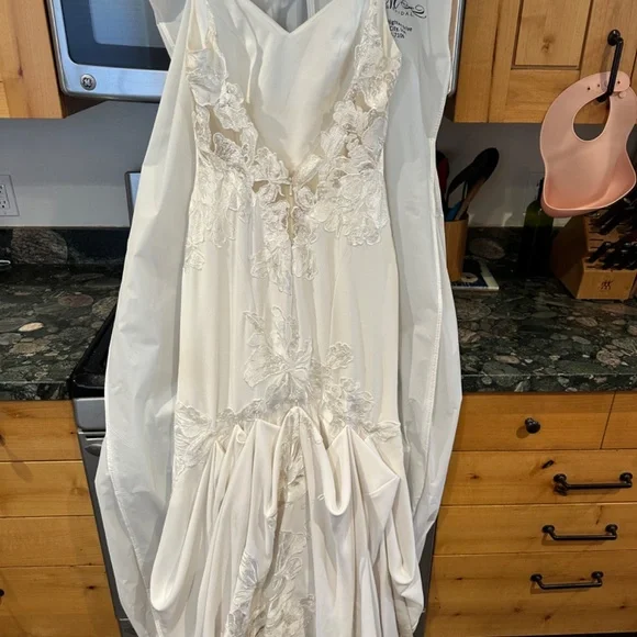 Casablanca Wedding Dress - Le Blanc LE102 Lilou - Picture 13 of 16